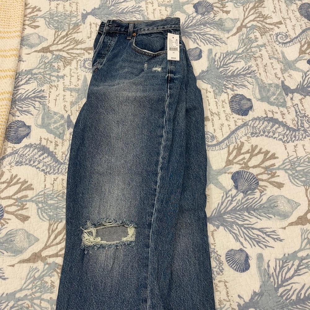 Brand new pacsun jeans in size 29! Never wore still has tags on!!